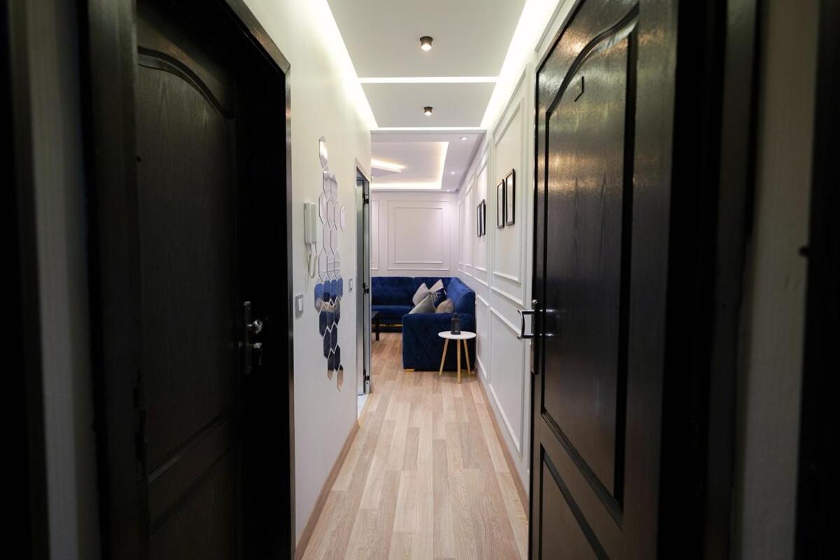Cosy Et Confortable-pas Loin Du Centre Apartamento