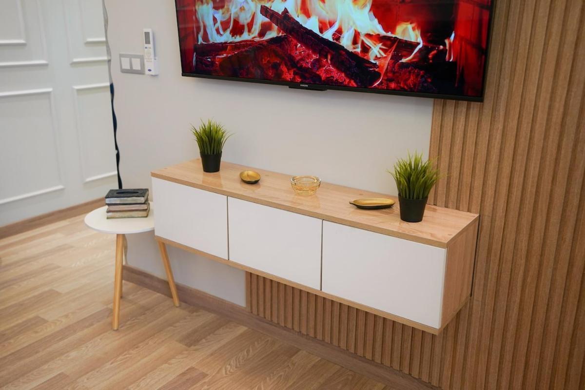 Cosy Et Confortable-pas Loin Du Centre Apartamento